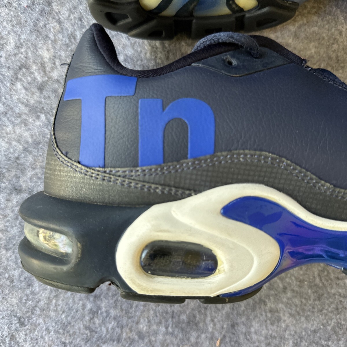 Nike Air Max Plus TN SE Obsidian Size 11.5 AQ1088-400 Shoes Nike Air Max Plus TN SE Obsidian Size 11.5 AQ1088-400 Shoes