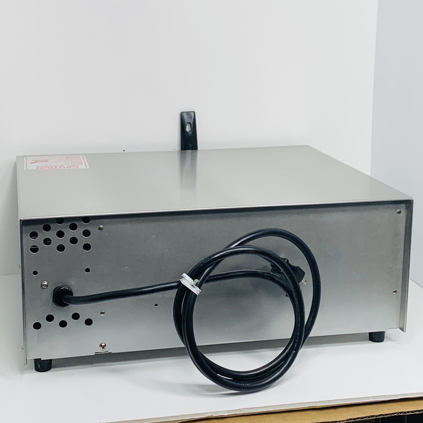 Wisco Industries Pizza Pal Electric Oven Model 412 For Pizza Or Pretzel