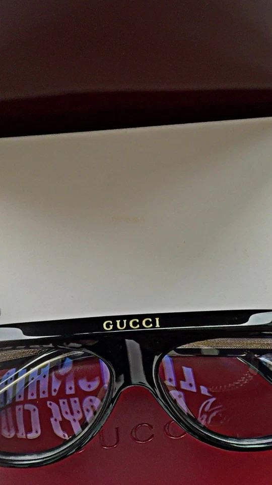 古驰Gg0479s男女通用阅读处方黑色带透明镜片太阳镜 — 第 4/4 张图片