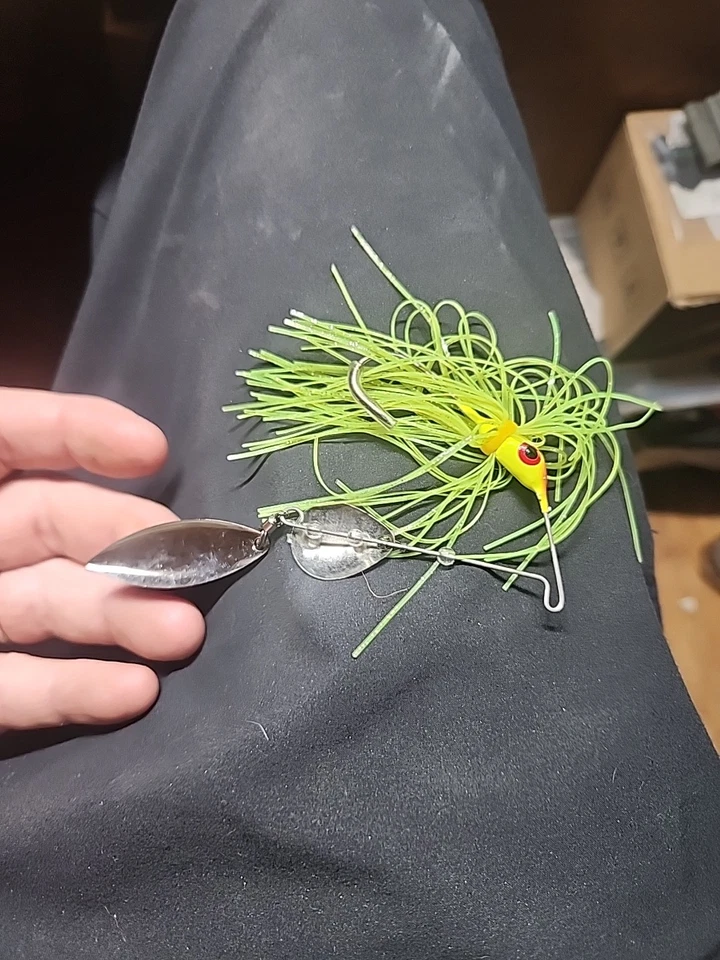 LOT OF 5 Strike King Spinnerbaits Mixed Colors Excellent Condition - Image 2 of 4