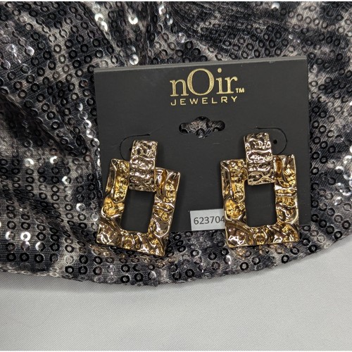 nOir Chunky Gold Hammered Square Drop Earrings - Picture 5 of 7