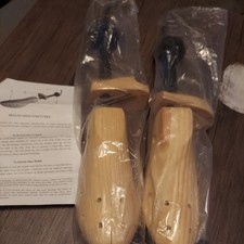 Women's Sz 8 - 14 Narrow Wood Shoe Tree Stretcher Form Adjustable