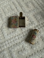 Antiker Taschenaschenbecher & Kleine Dose Aus Messing mit Petit Point Stickerei