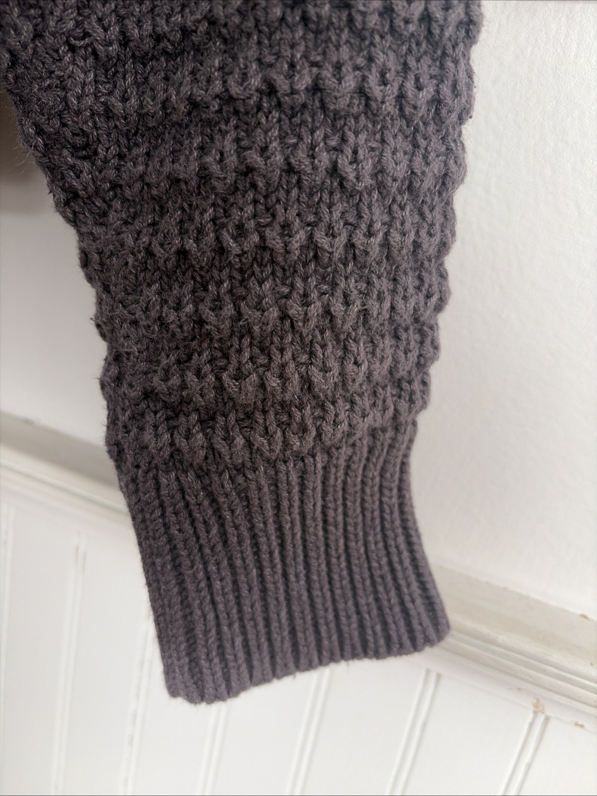 Universal Thread Gray Boxy Pullover Sweater Women… - image 15