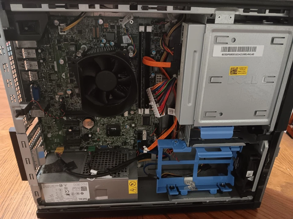 Dell OptiPlex 390 DT ( Intel Core i3-2100 3.1GHz 8GB RAM) Tower Desktop - Image 2 of 4