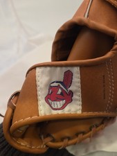 Cleveland Indians Baseball Glove Genuine Cowhide 