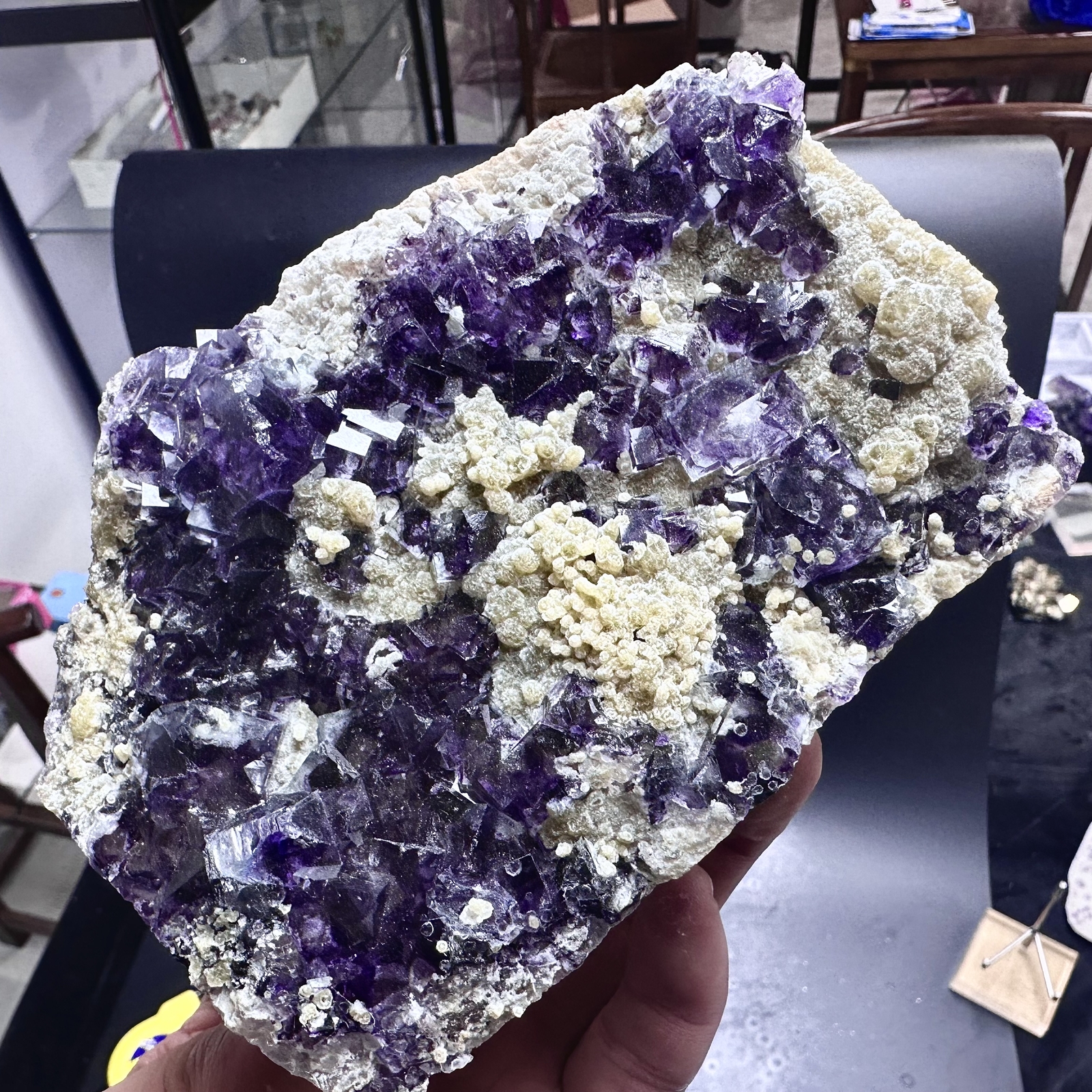 700g Natural Inner Mongolia Yindu Purple-Blue Fluorite Mineral Specimen from China