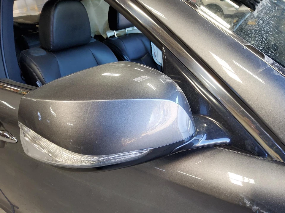Espejo retrovisor interior delantero central usado se adapta a: Infiniti Q70 2018 centro delantero Foto 3 de 4