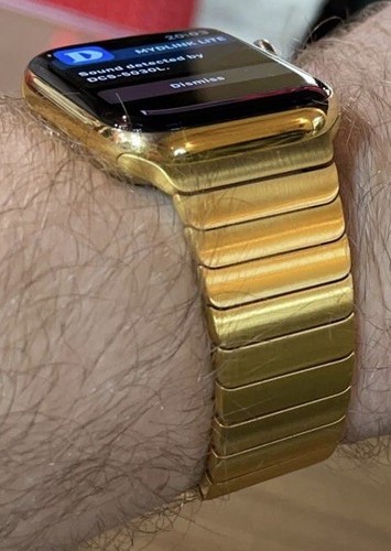 24K Gold Plated Apple Watch Series 7 - Afbeelding 2 van 3