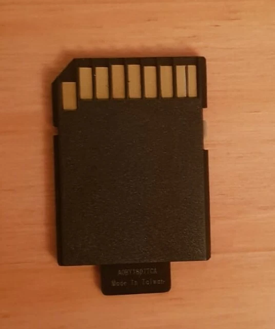5 X 4GB Memory card With adapter for mobile phone cctv all others - Image 3 of 3