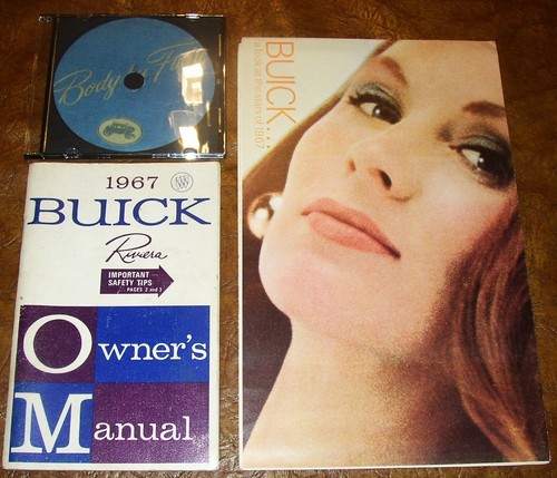 1967 67 Buick Sales Brochure Body CD Owners Manuals Riviera - Foto 2 di 7