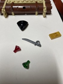 Lego Pirates 6240 Kraken Attackin&rsquo; Raft Treasure Parts Lot Hat Sword Gun Jewels