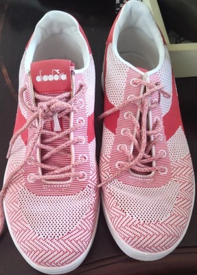 Diadora B Elite SPW Red Textile Mens Lace Up Trainers C3652