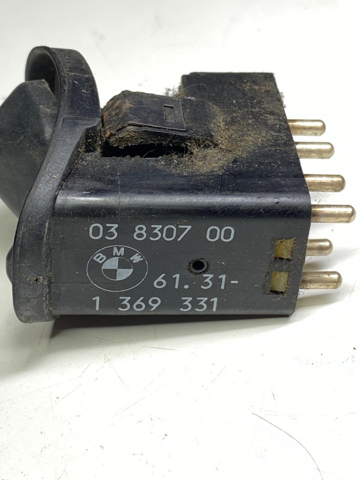 OEM BMW E30 Power Mirror Mirror Knob Control Switch Z3 325i 325e 318i
