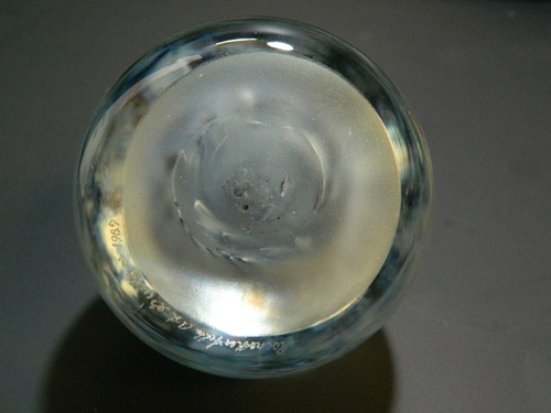 Vintage Hand Blown Murano Blue & White Swirl Art Glass Paperweight 3"x3.25" Exc - Picture 6 of 6