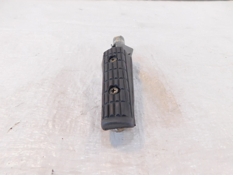 Yamaha FZR600R 1989-1999 estribo delantero derecho reposapiés y soporte de montaje horquilla Foto 3 de 4