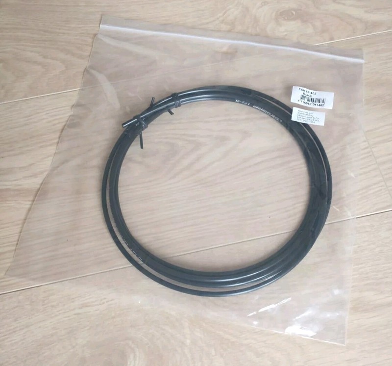 Jagwire LEX-SL Gear Cable Outer 3 metres Pre-lubricated 4mm for Shimano 