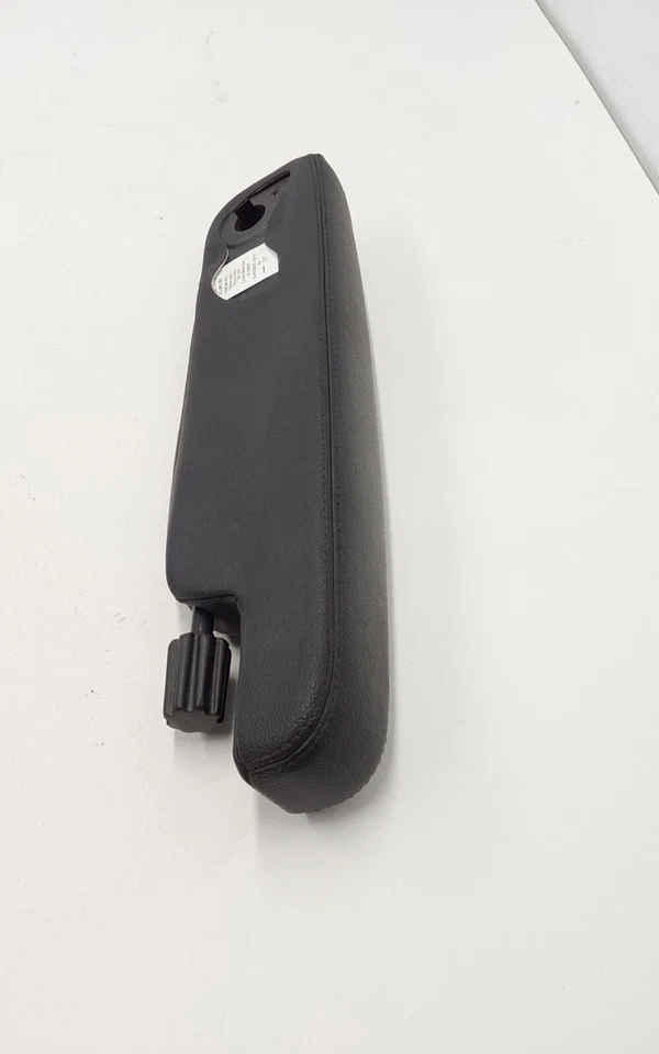 Land Rover LR2 2008 reposabrazos asiento pasajero delantero derecho negro OEM 1398784-PVJ Foto 3 de 4