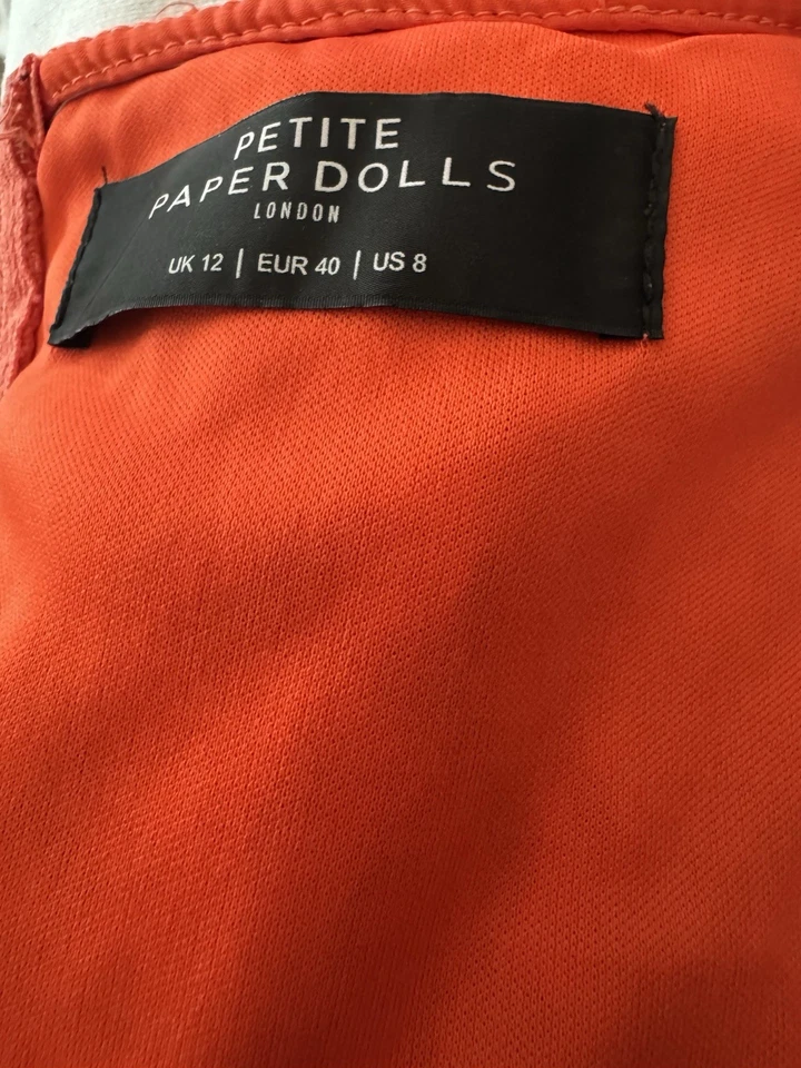 Paper Dolls Spitzen Kleid Schulter Frei Gr 40 L - Bild 3 von 3