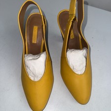 TOPSHOP  Size UK 4 Slingback Healed Yellow Sandals/ shoes. Excellent condition 