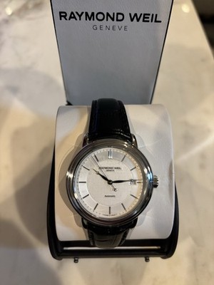 Raymond Weil Men's Maestro Automatic Watch - 2837-STC-65001 ($1495 MSRP)