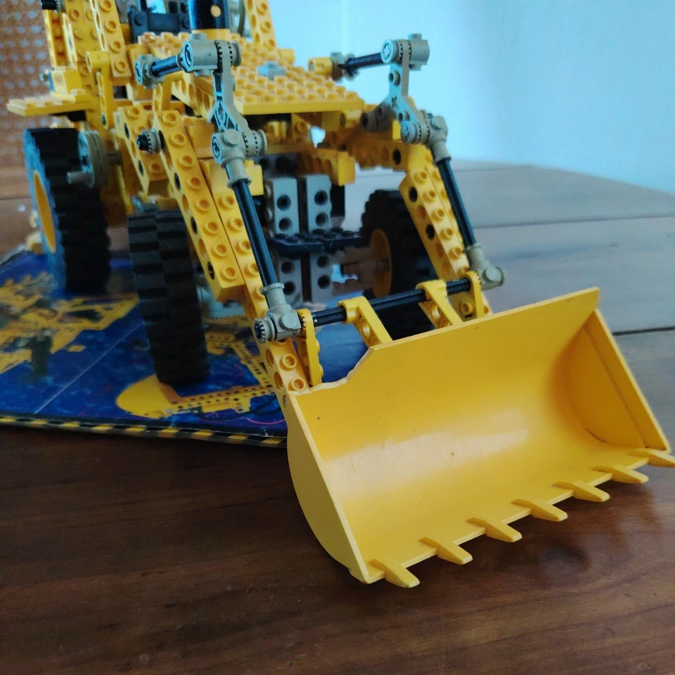 LEGO Technic 8862 Backhoe Grader, photo 3 sur 5