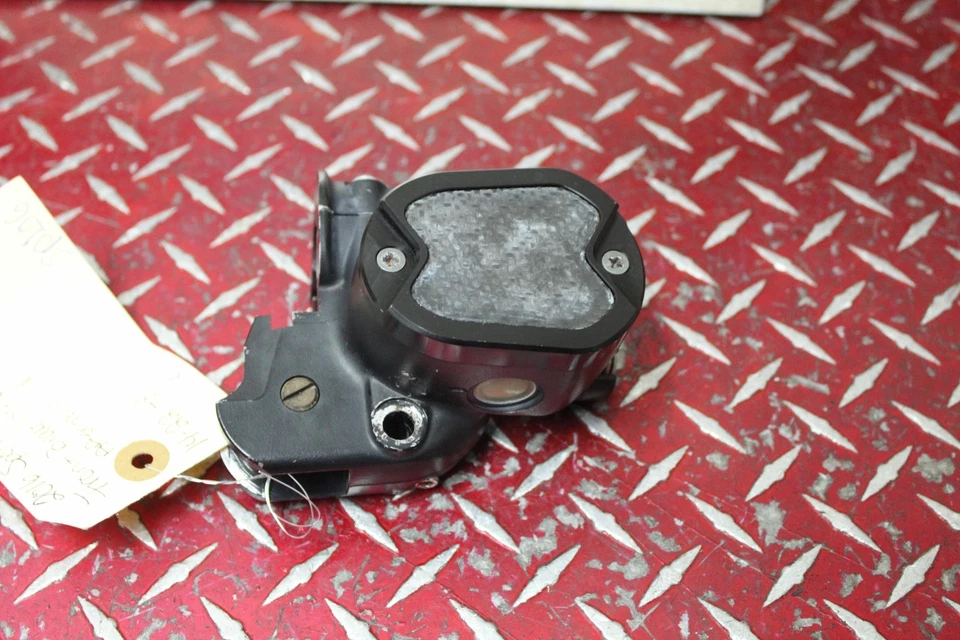 Harley Sportster XL1200 2016 cuarenta y ocho OEM freno delantero cilindro maestro SP106 Foto 2 de 4