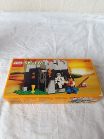 LEGO 6036 Skeleton Surprise COMPLETE w Box Instructions Brochure 1995
