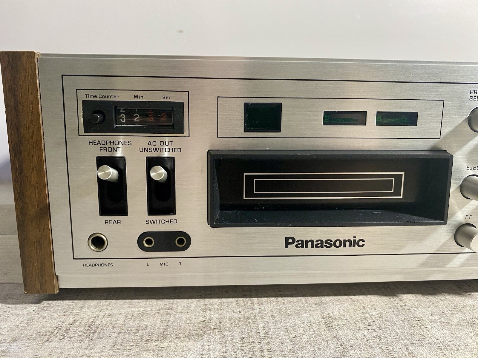 Serviced Panasonic Quad 8 Track Player Recorder RS-855 Multi Voltage (See Video)