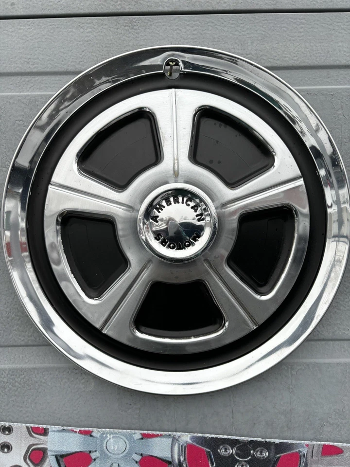 AMC AMX Javelin1 1968 tapacubos original de acero inoxidable 14” hermoso arte retro raro Foto 2 de 4