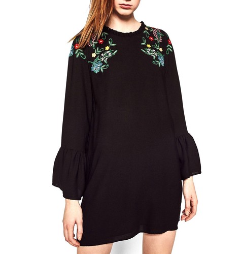 Iso märkä vaaleanpunainen pillua