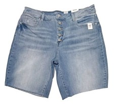 Time And Tru Light Wash Cut-Off Style Bermuda Shorts. Women's Size 18. NWT