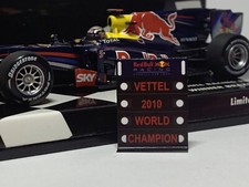 Pitboard 1:43/18 (Pizarra F1) / Sebastian Vettel (RedBull) 2010 / Champion du...