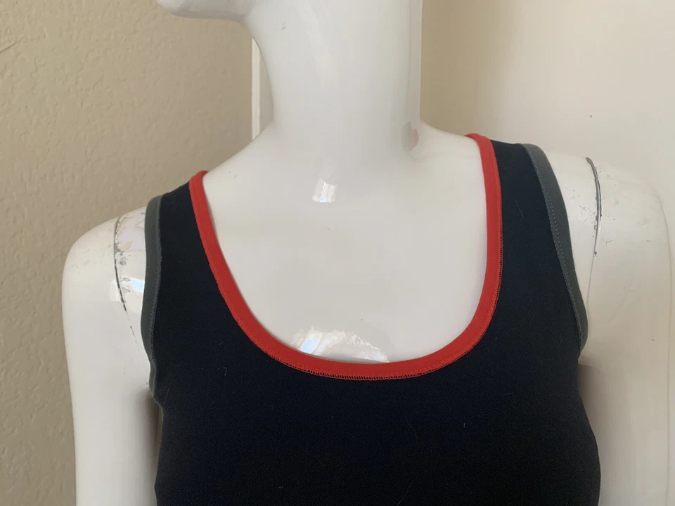 Camiseta sin mangas recortada de fitness Blue Fish Brasil negra/roja/gris talla 2 Foto 2 de 4