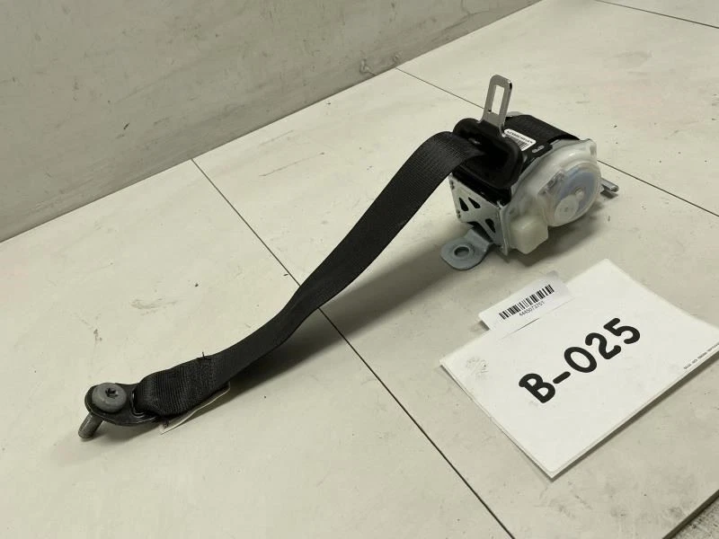 Chevrolet Malibu LTZ 2014 retractor de cinturón de seguridad trasero izquierdo OEM+ Foto 3 de 4