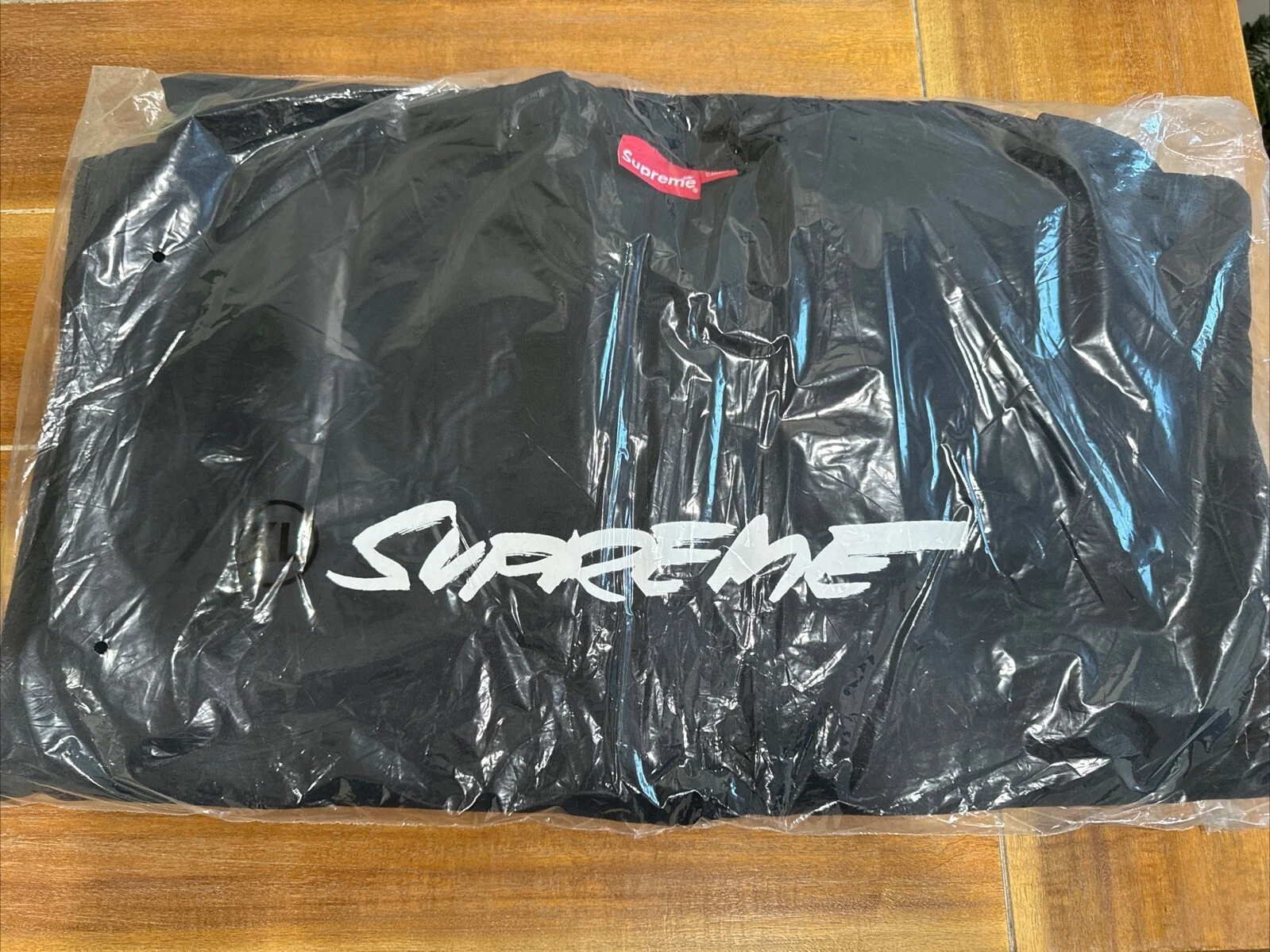 Sweat col rond noir homme Supreme Futura Logo taille X Large FW 2020 neuf