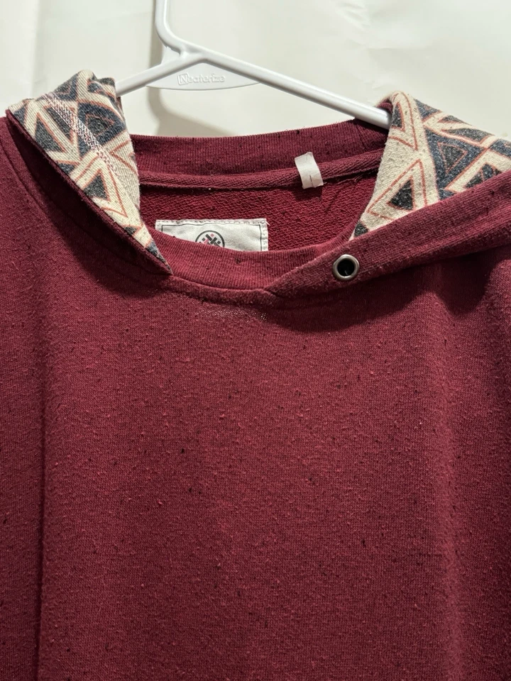 On The Byas Men's Medium Pullover Hoodie Burgundy Geometric Design Pocket Pouch - Image 2 of 4