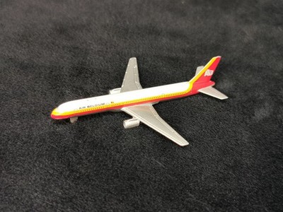Schabak 1:600 Scale Air Belgium Airlines Boeing 757 Diecast Aircraft Collectible