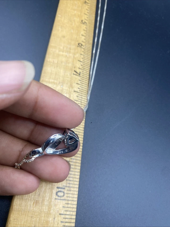 Collar y oreja colgante de cuerda de zafiro azul y blanco de plata esterlina Kay Jewelers Foto 4 de 4