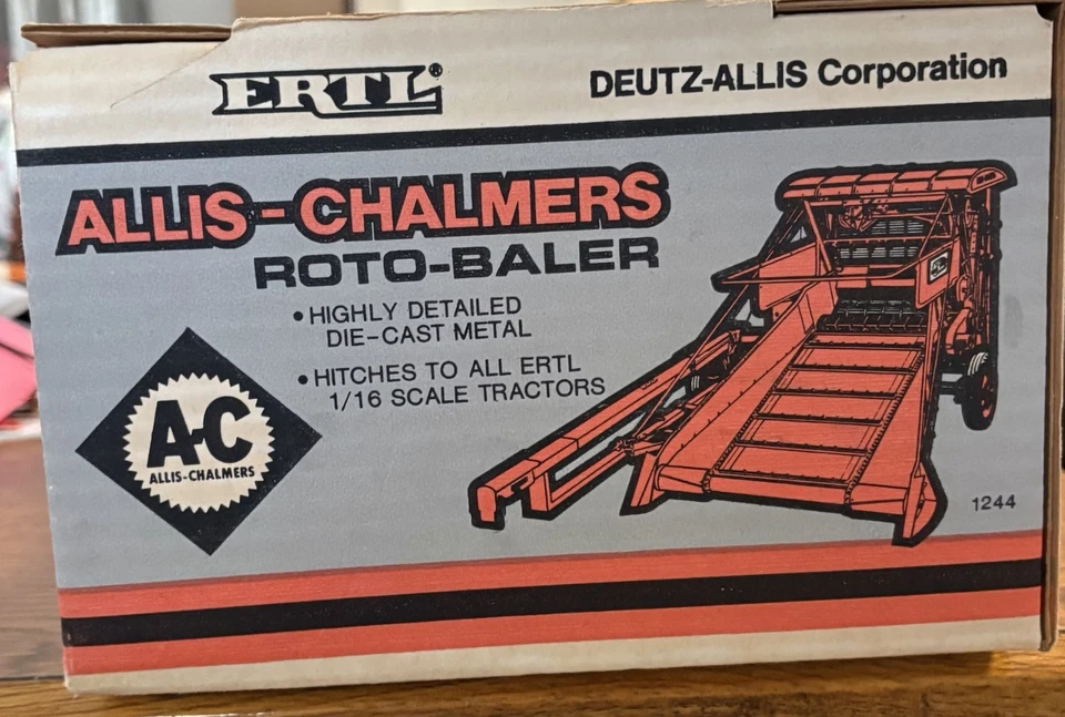 Allis-Chalmers 1/16 Roto-Baler ERTL Diecast Tractor Toy 1988 in Box - Image 3 of 4
