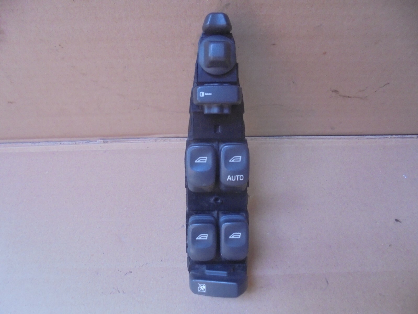 VOLVO V40 2002 Right Driver Front 4-Way Window Switch 30638534