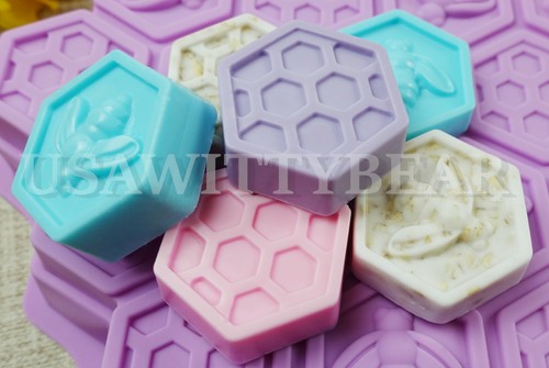 19-Hole Honeycomb Silicone DIY Handmade Soap Candy Chocolate Cake Cookie Mold - Picture 5 of 6