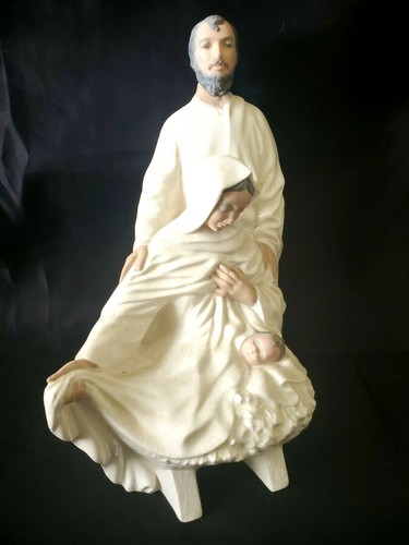 CHRISTMAS 'HOLY FAMILY' - JESUS CHRIST, MARY & JOSEPH FIGURINE (BISQUE & GLAZE) - Picture 2 of 11