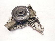 Pompe à eau Mercedes 350