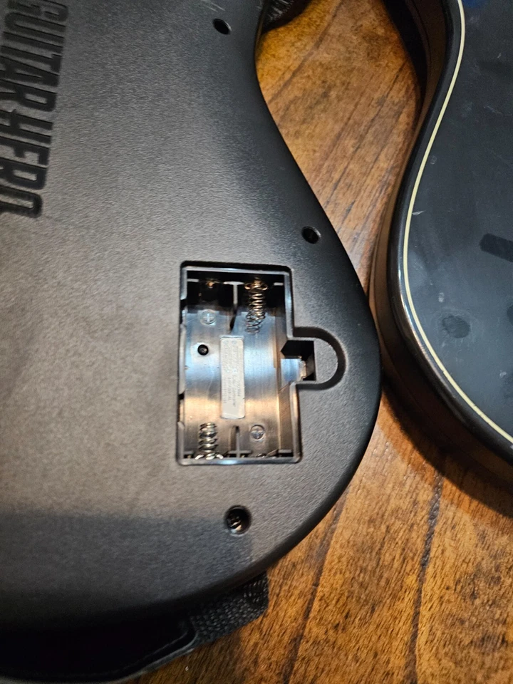 4 Activision Guitar Hero Power Inalámbrico Sin Dongle Xbox PS3 Negro Dorado 000654 Foto 4 de 4