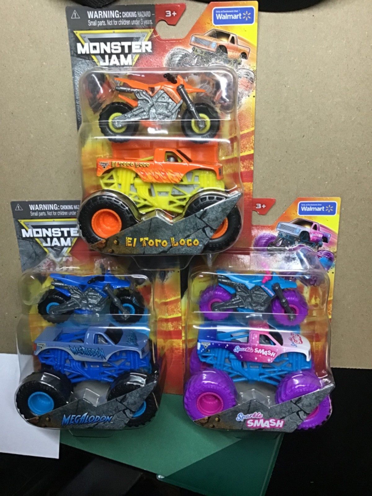 Monster Jam 1:64 Monster Truck w/ Dirt Bike Series 2 WALMART