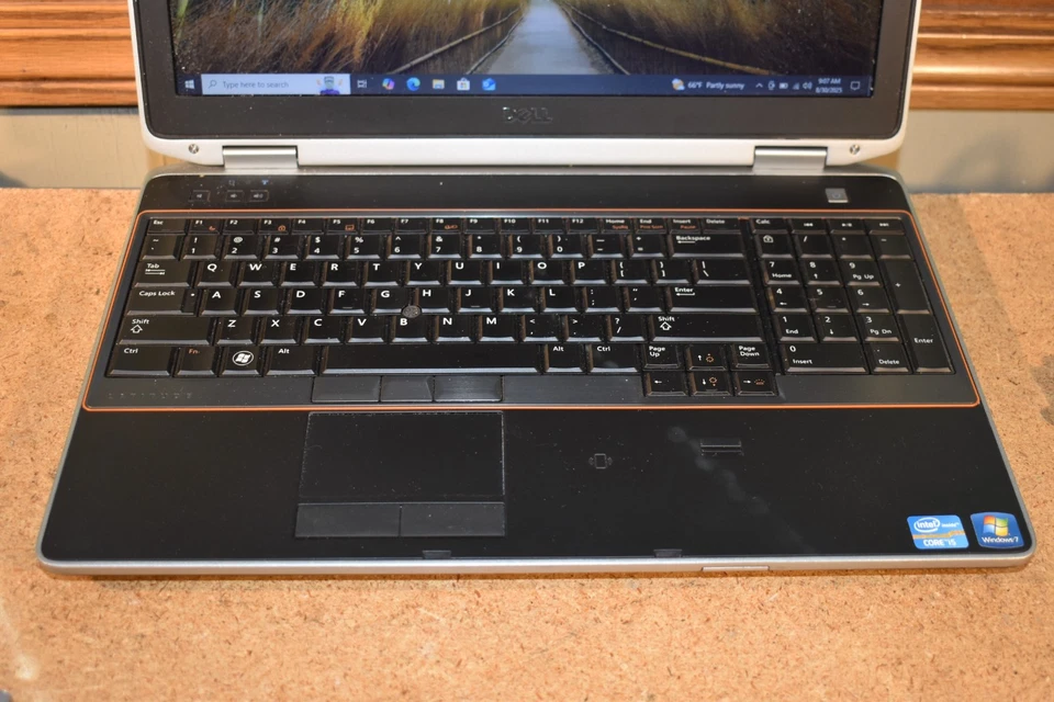 Dell Latitude E6520 Laptop Intel Core i5-2520M 8GB RAM 256GB SSD Windows 10 Pro - Image 4 of 4