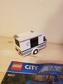 Lego City: Van and Caravan 60117 Complete Set and Minifigures 