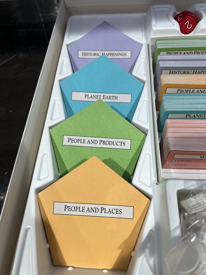 Vintage 1987 National Geographic Global Pursuit Board Game Complete eBay