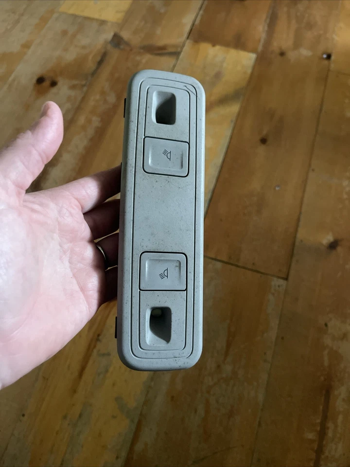 🏁 2017-2023 GMC ACADIA TECHO TECHO TECHO TRASERO DOMO LUZ LECTURA MAPA LÁMPARA 23421324 Foto 2 de 4